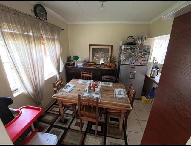 3 BEDROOM HOUSE FOR SALE IN GEORGE EAST